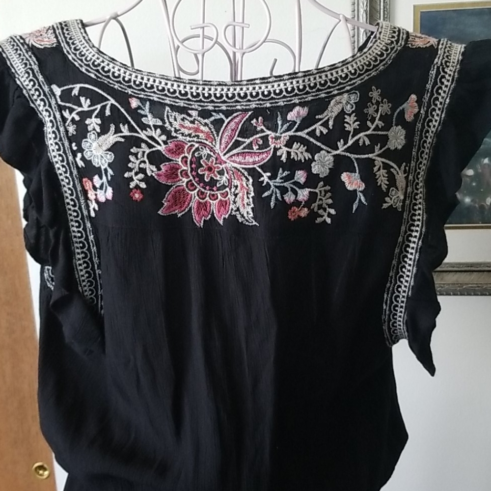 American Eagle crop - Picture 3 of 4